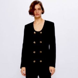 Black Zara Round Neck Blazer.